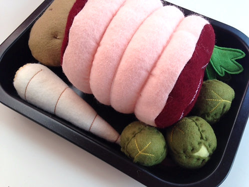 Pretend Play Felt Food Roast Dinner Set