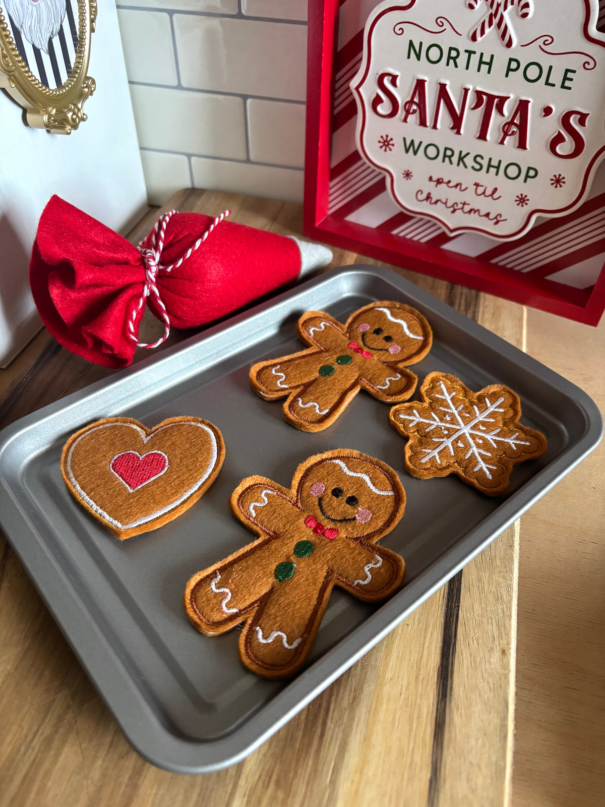 Pretend Play Felt Gingerbread Biscuits Set