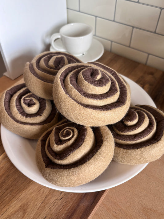 Pretend Play Felt Food Cinnamon Bun